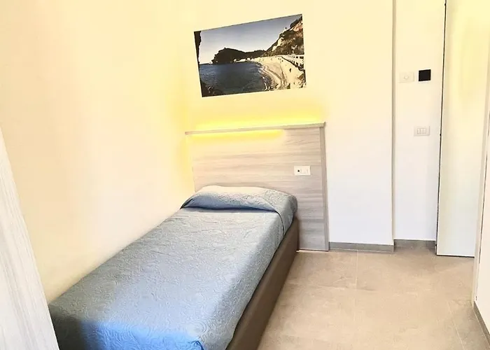 Al Capo Hotell Varigotti